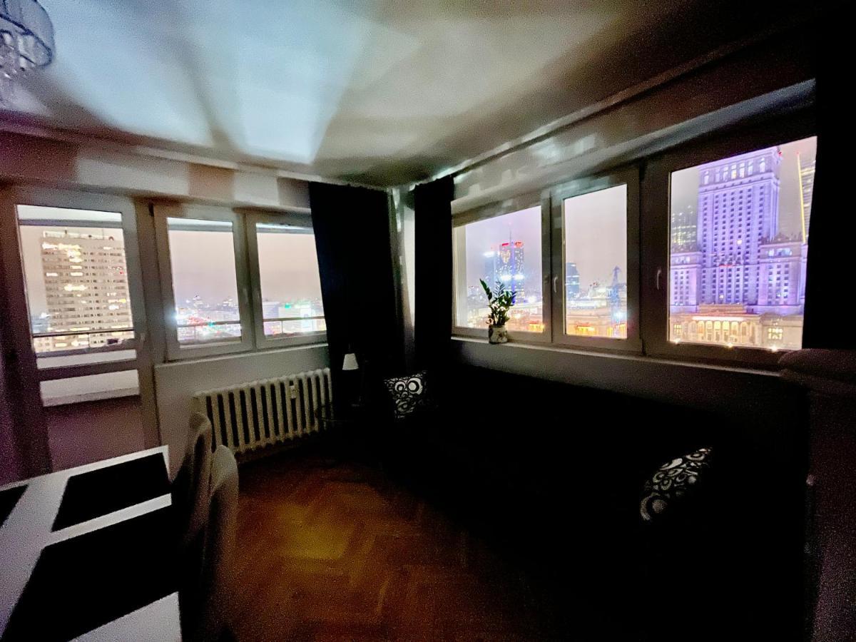 Apartment Platinum Metro X2 Wifi 350 Mbs Netflix Hbo Appletv Warschau